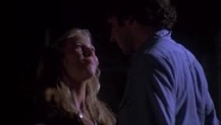 Кадр з фільму Піранья