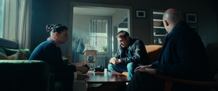 Кадр з фільму Тиха година