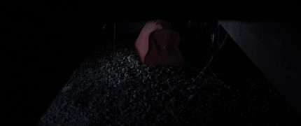 Кадр з фільму Погані часи у «Ель Роялі»