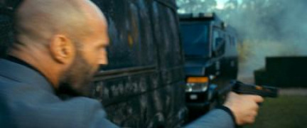 Кадр з фільму Бджоляр