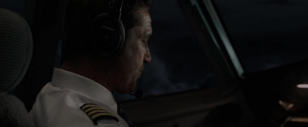 Кадр з фільму Рейс