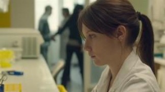 Кадр з фільму Він і вона