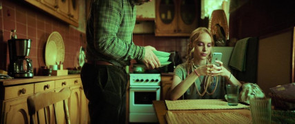 Кадр з фільму День матері