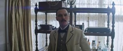 Кадр з фільму Війна струмів