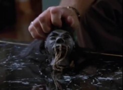 Кадр з фільму Невидимий тато