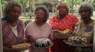 Кадр з фільму Дім великої матусі