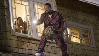 Кадр з фільму Ну що, приїхали: Ремонт