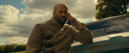 Кадр з фільму Бджоляр