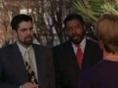 Кадр з фільму Акули