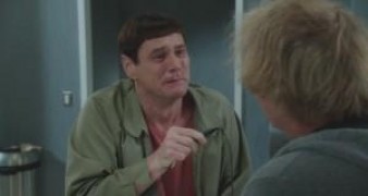 Кадр з фільму Тупий та ще тупіший 2