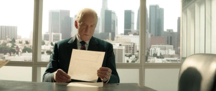 Кадр з фільму Жінка в золотому