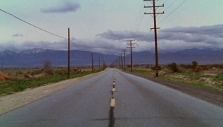 Кадр з фільму Зупинка