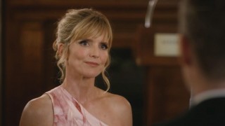 Кадр з фільму Гіркіше за смерть: Таємниці Емми Філдінг