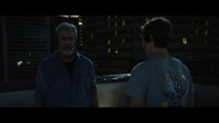 Кадр з фільму У прямому ефірі