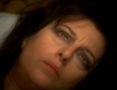 Кадр з фільму Співачка