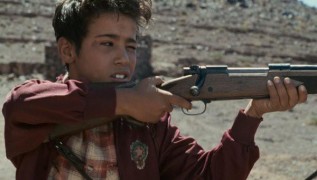 Кадр з фільму Вавилон