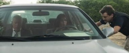 Кадр з фільму Північ на злаковому полі