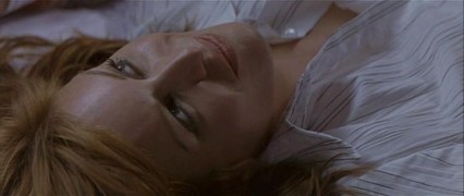 Кадр з фільму Приватні моменти