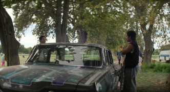 Кадр з фільму За мільйон миль