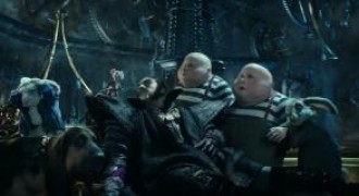 Кадр з фільму Аліса в Задзеркаллі