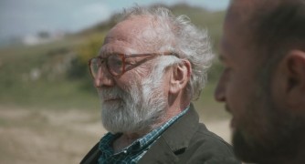 Кадр з фільму Позбав мене сумнівів