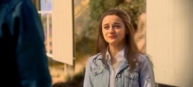 Кадр з фільму Будка поцілунків 3