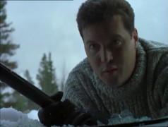 Кадр з фільму Засніжені