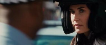 Кадр з фільму Літо. Однокласники. Любов