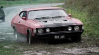 Кадр з фільму Скажені перегони