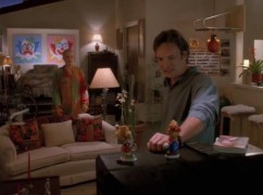 Кадр з фільму Нація прибульців: Внутрішній ворог