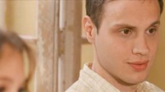 Кадр з фільму Кав'ярня