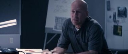 Кадр з фільму Клин клином