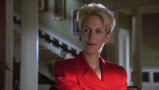 Кадр з фільму Мамині хлопчики