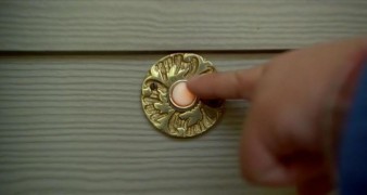 Кадр з фільму Нянь