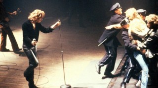 Кадр з фільму Дорз