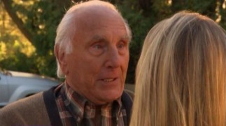 Кадр з фільму Сімейна зустріч