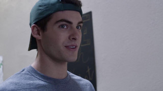 Кадр з фільму Боєць без правил