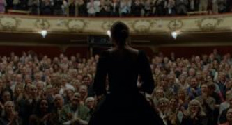 Кадр з фільму Сентиментальна цінність