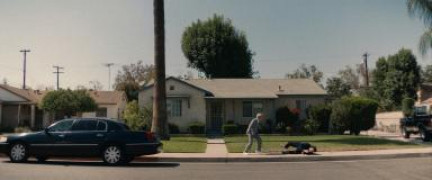 Кадр з фільму Самодостатність