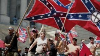 Кадр з фільму Борат 2