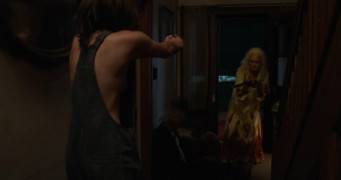 Кадр з фільму Ікс