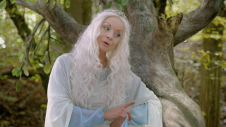 Кадр з фільму Божевільне королівство