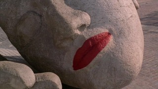 Кадр з фільму Сабріна