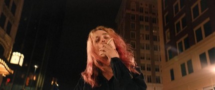 Кадр з фільму Грошова голка (Торговці тілами)