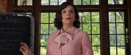 Кадр з фільму Школа хороших дружин