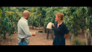 Кадр з фільму Манго