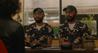 Кадр з фільму Круті дівчата