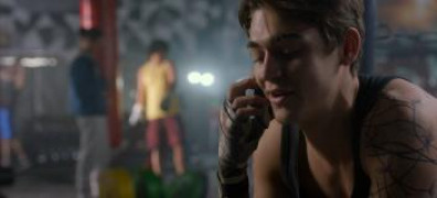 Кадр з фільму Після падіння