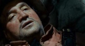 Кадр з фільму Літнє кохання