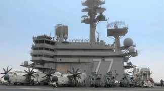 Кадр з фільму Мега-акула проти Меха-акули